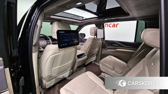 Cadillac Escalade 5th Generation 2023 Черный из Кореи, фото 3