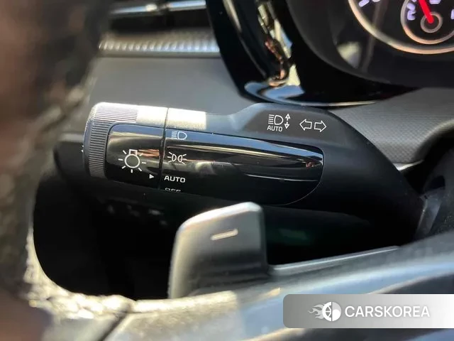 Kia K5 3rd generation 2021 Белый из Кореи, фото 3