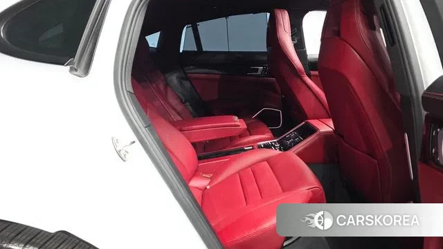 Porsche Panamera (971) 2022 Белый из Кореи, фото 3