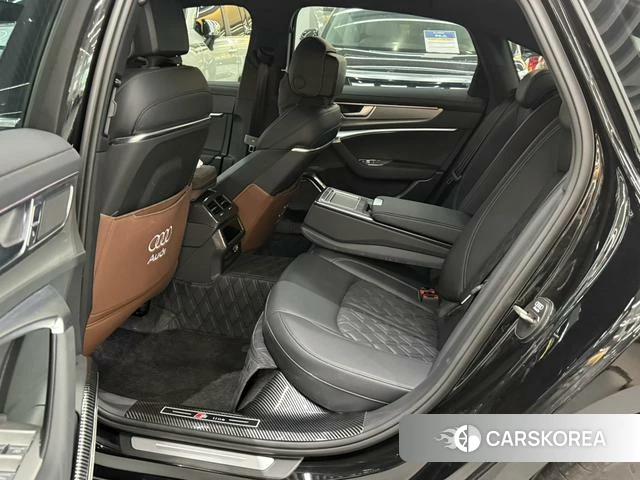 Audi A6L 2026 Черный из Китая, фото 3