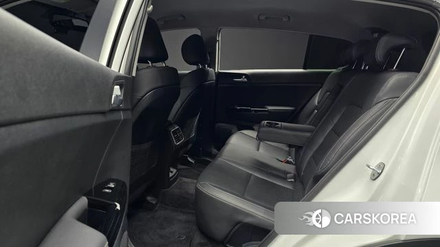 Kia Sportage 4th Generation 2018 Белый из Кореи, фото 3
