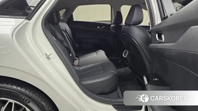 Kia K5 3rd generation 2022 Белый из Кореи, фото 3