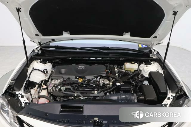 Toyota Camry 2022 Белый из Китая, фото 3