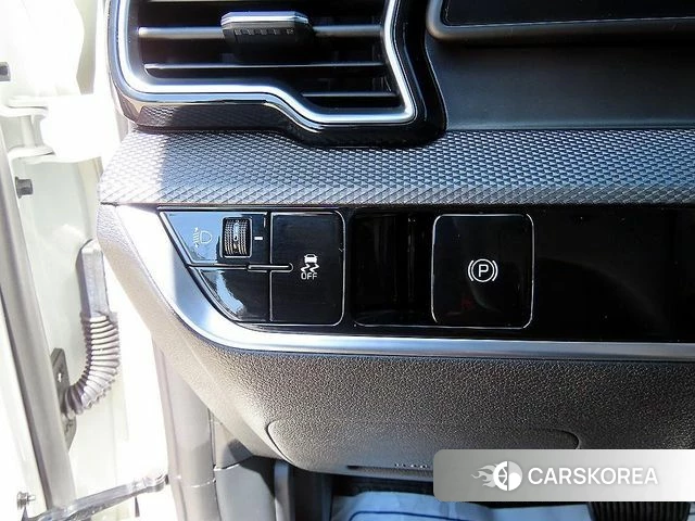 Kia Sportage 5th Generation 2024 Белый из Кореи, фото 3