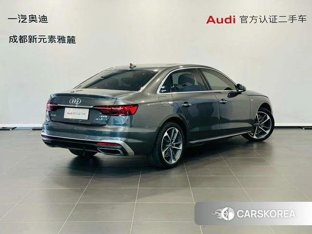 Audi A4L 2022 Темно-серый из Китая, фото 3