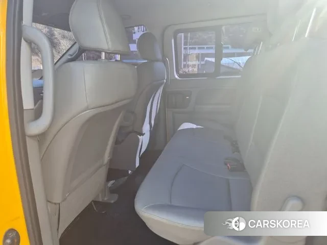 Hyundai The New Grand Starex 2018 Желтый из Кореи, фото 3