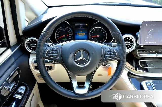 Mercedes-Benz V-class 2023 Черный из Китая, фото 3