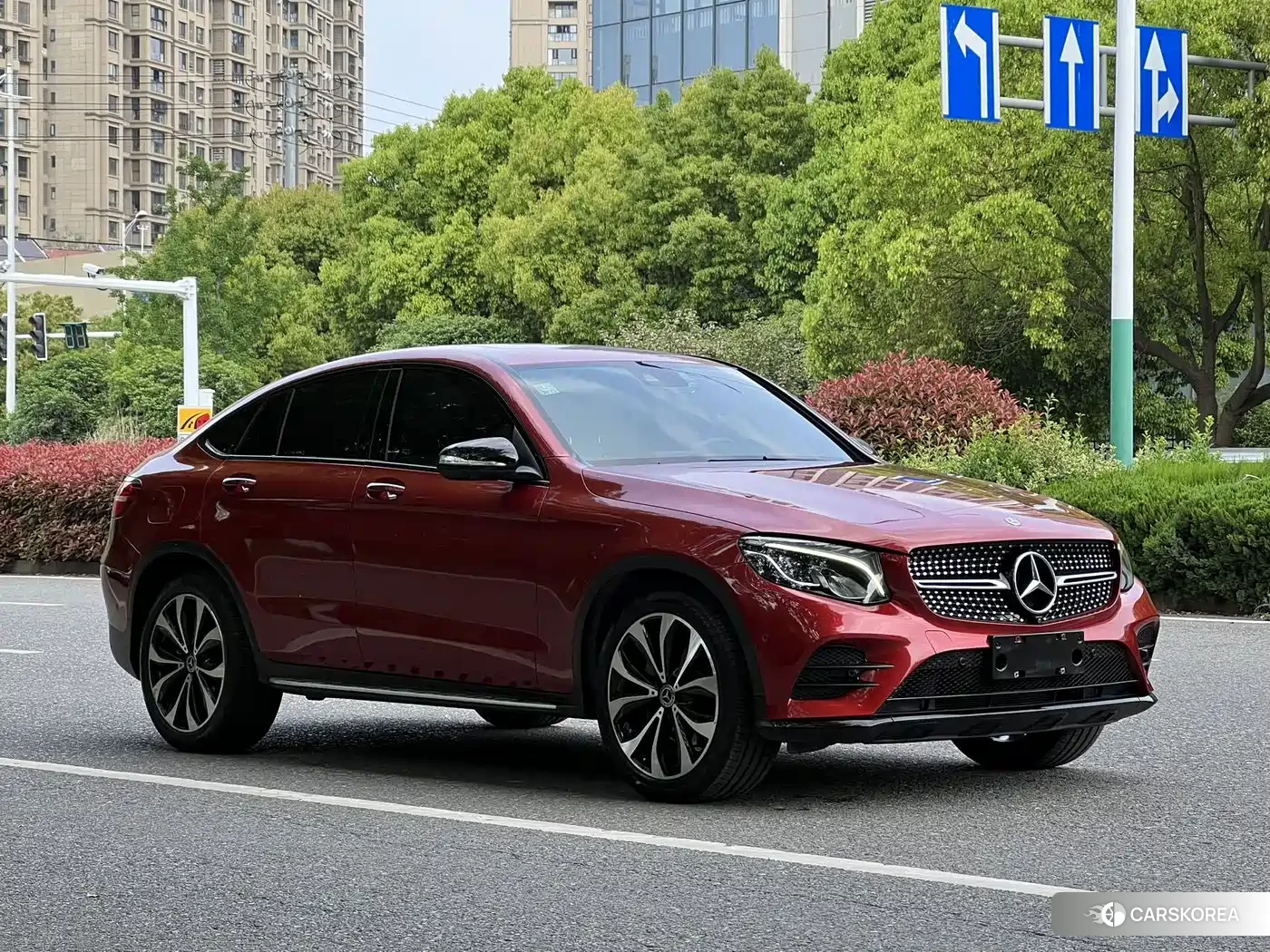 Mercedes-Benz GLC 2019 Red/purple из Китая, фото 3