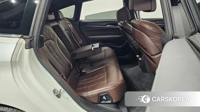 BMW 6 Series GT (G32) 2022 Белый из Кореи, фото 3