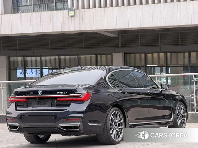 BMW 7 series 2021 Черный из Китая, фото 3