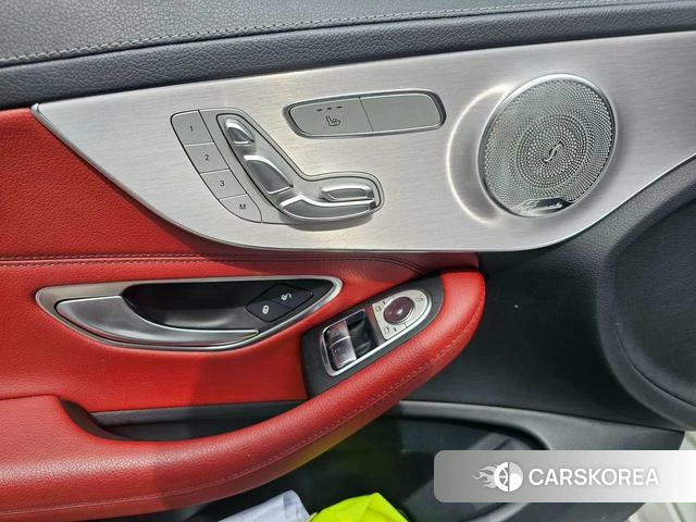 Mercedes-Benz Class C (imported) 2021 Белый из Китая, фото 3