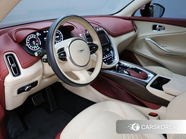 Aston Martin DBX 2021 Красный из Кореи, фото 3