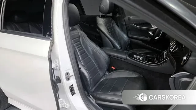 Mercedes-Benz E-Class W213 2020 Белый из Кореи, фото 3