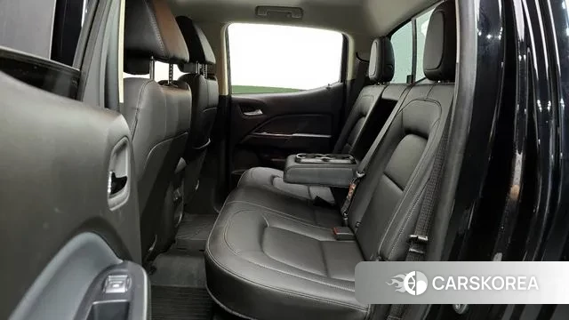 Chevrolet (GM Daewoo) Real New Colorado 2021 Черный из Кореи, фото 3