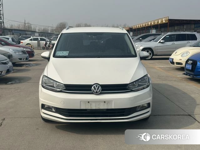 Volkswagen Touran L 2018 Белый из Китая, фото 3
