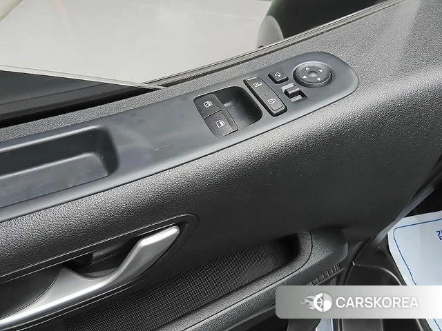 Hyundai Staria 2023 Серый из Кореи, фото 3