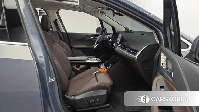 BMW 2 Series Active Tourer (U06) 2025 Серый из Кореи, фото 3