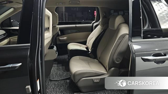 Kia The New Carnival 4th Generation 2025 Серый из Кореи, фото 3