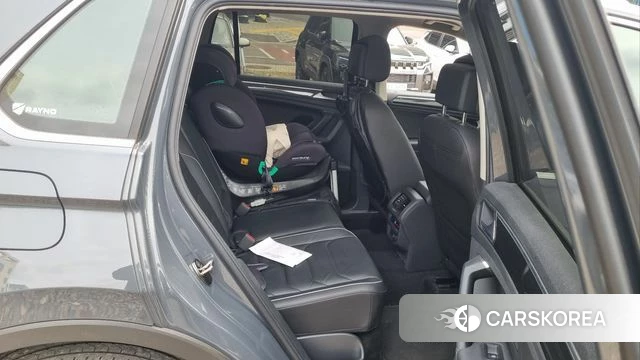 Volkswagen Tiguan second Generation 2023 Серый из Кореи, фото 3