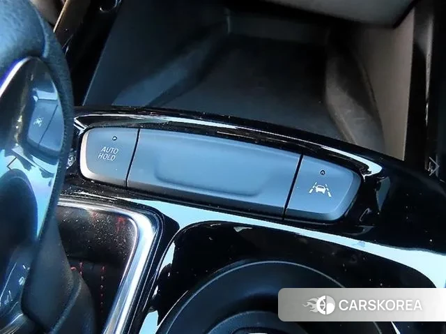 Chevrolet (GM Daewoo) Trax Crossover 2024 Белый из Кореи, фото 3