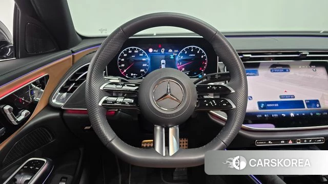 Mercedes-Benz E-Class W214 2025 Черный из Кореи, фото 3