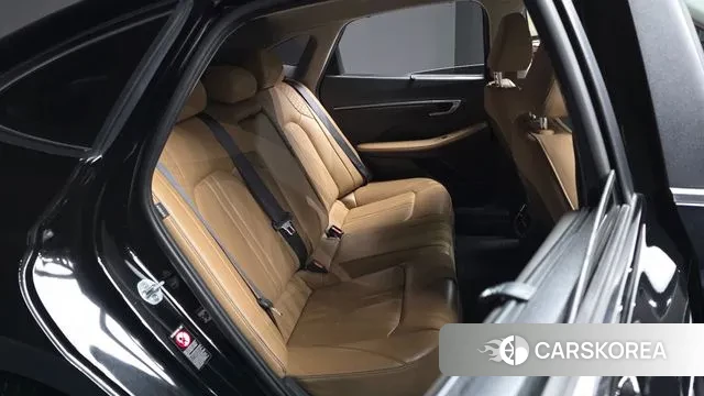 Hyundai Sonata (DN8) 2019 Черный из Кореи, фото 3