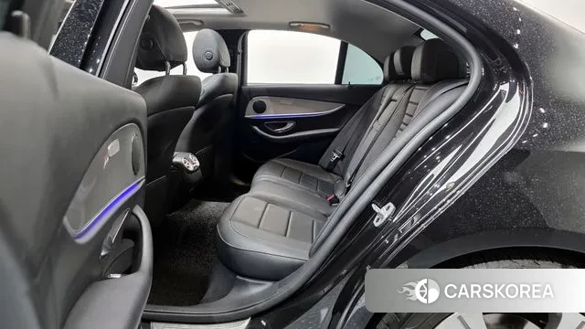 Mercedes-Benz E-Class W213 2019 Черный из Кореи, фото 3