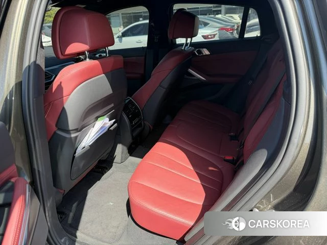 BMW X6 (G06) 2021 Песочный из Кореи, фото 3