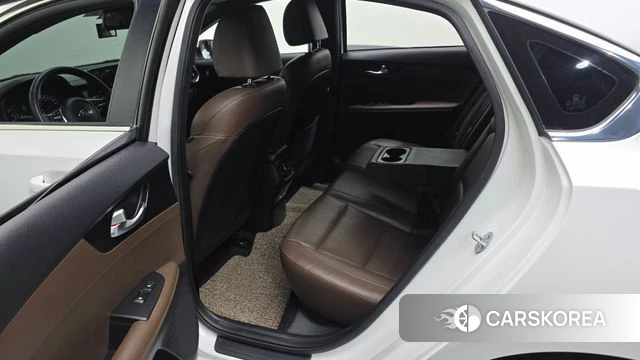 Kia Come New K3 2019 Белый из Кореи, фото 3