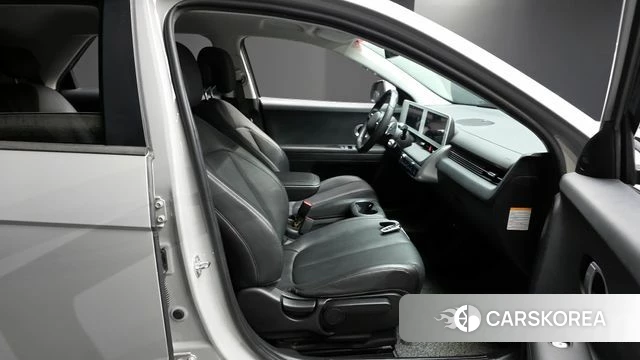 Hyundai Ionic 5 2023 Серебристо-серый из Кореи, фото 3