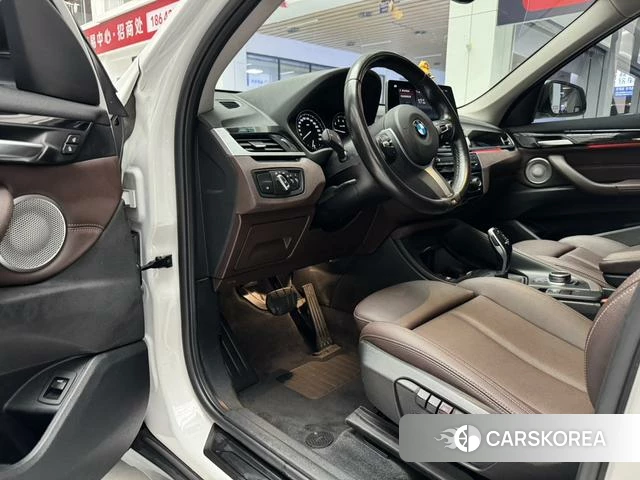 BMW X1 2021 Белый из Китая, фото 3