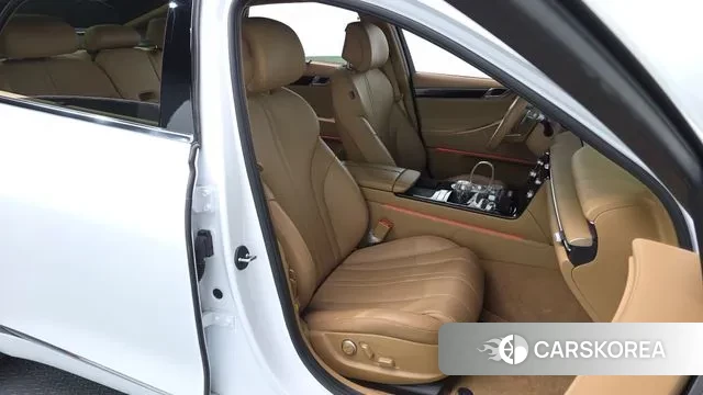 Genesis G80 (RG3) 2024 Белый из Кореи, фото 3