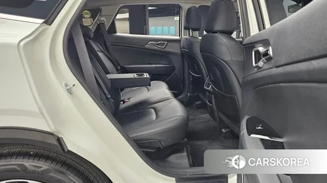 Kia Sportage 5th Generation 2022 Белый из Кореи, фото 3