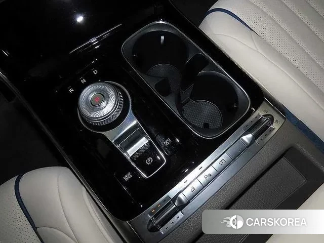 Kia Carnival 4th generation 2023 Черный из Кореи, фото 3