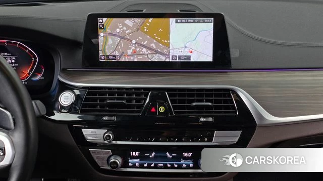 BMW 5 Series (G30) 2019 Синий из Кореи, фото 3