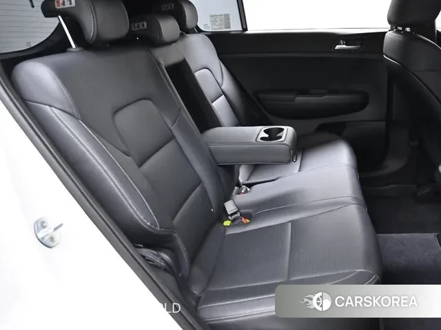 Kia Sportage The Bold 2018 Белый из Кореи, фото 3