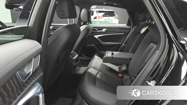 Audi A6 (C8) 2021 Черный из Кореи, фото 3