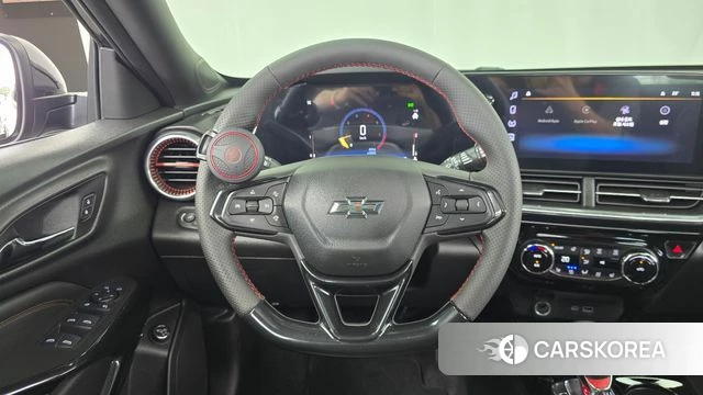 Chevrolet (GM Daewoo) Trax Crossover 2024 Черный из Кореи, фото 3