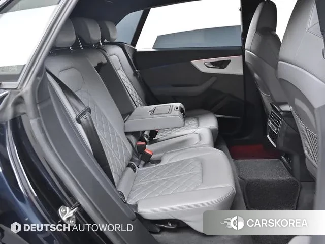 Audi Q8 (4M) 2021 Черный из Кореи, фото 3