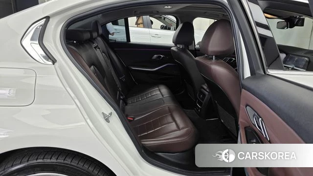 BMW 3 Series (G20) 2019 Белый из Кореи, фото 3