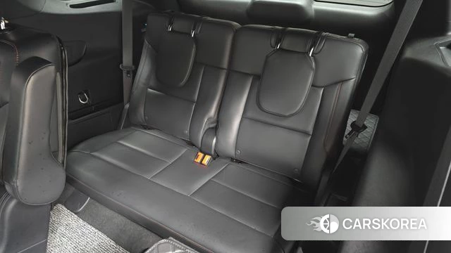 Ford Explorer 6th Generation 2024 Белый из Кореи, фото 3