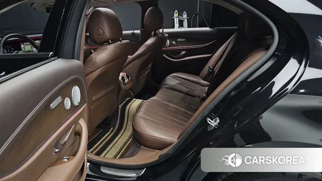 Mercedes-Benz E-Class W213 2020 Черный из Кореи, фото 3