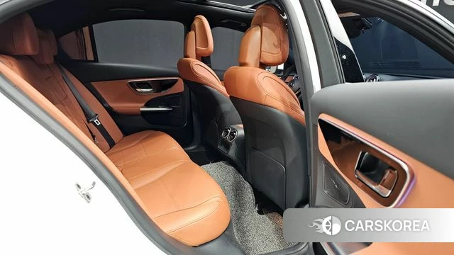 Mercedes-Benz C-Class W206 2025 Белый из Кореи, фото 3