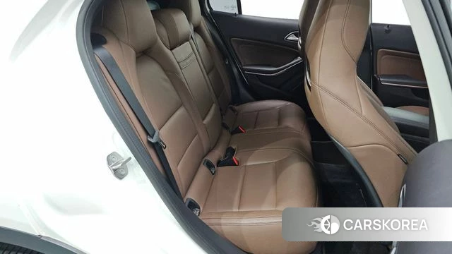 Mercedes-Benz GLA-Class X156 2018 Белый из Кореи, фото 3