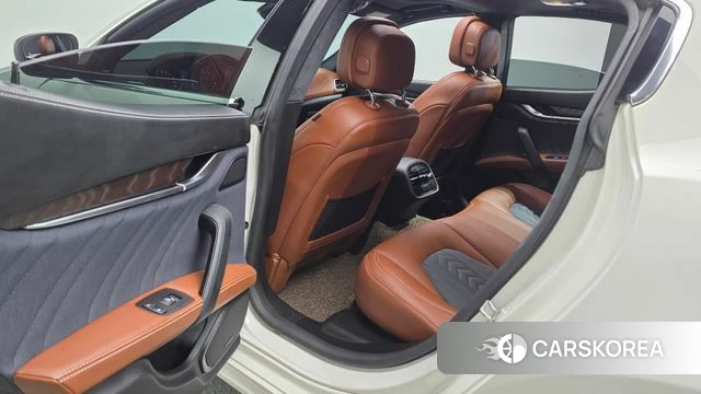 Maserati Ghibli 2020 Белый из Кореи, фото 3
