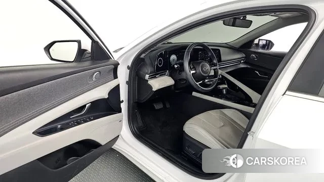 Hyundai Avante (CN7) 2021 Белый из Кореи, фото 3