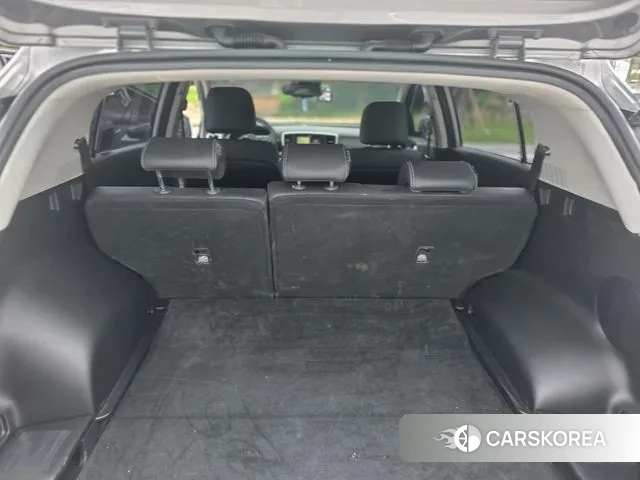 Kia Sportage The Bold 2021 Серый из Кореи, фото 3