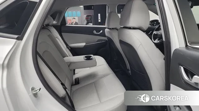 Hyundai The New Kona Hybrid 2022 Белый из Кореи, фото 3