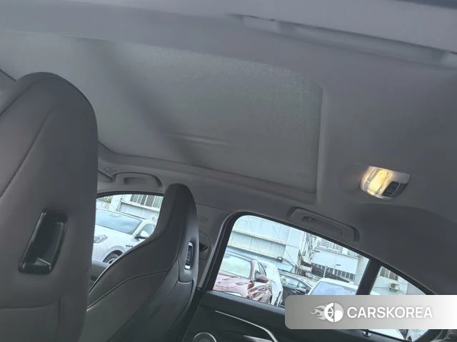 BMW 1 series 2023 Белый из Китая, фото 3