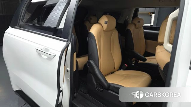 Kia Carnival 4th generation 2021 Белый из Кореи, фото 3